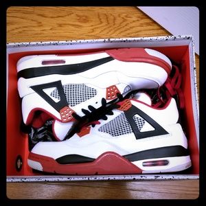 Jordon Retro 4s